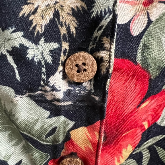3/$15 Jamaica Bay Floral Button Up Vacation Blouse - Picture 4 of 5